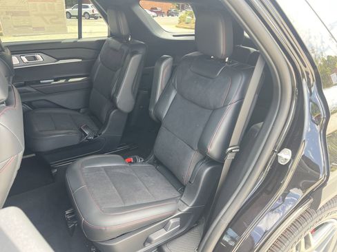 New 2026 Ford Explorer ST AWD/4WD image 19