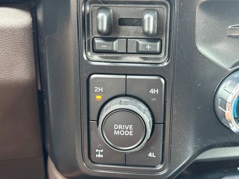 New 2025 Ford F250 King Ranch w/ Chrome Package image 23