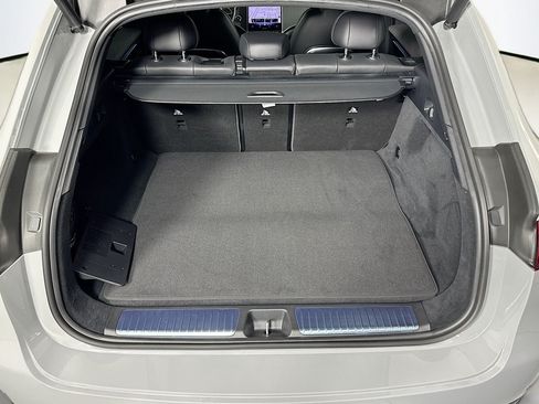 New 2026 Mercedes-Benz EQE 320 4MATIC SUV image 21