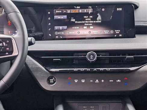 Certified 2025 Nissan Murano SV image 11