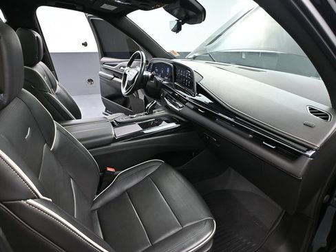 Used 2021 Cadillac Escalade Sport w/ LPO, Illumination Package AWD/4WD image 50