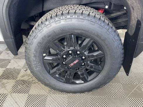 New 2026 GMC Sierra 3500 AT4 w/ AT4 Premium Plus Package AWD/4WD image 18
