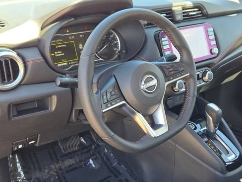 Used 2025 Nissan Versa SR w/ Trunk Package FWD image 17