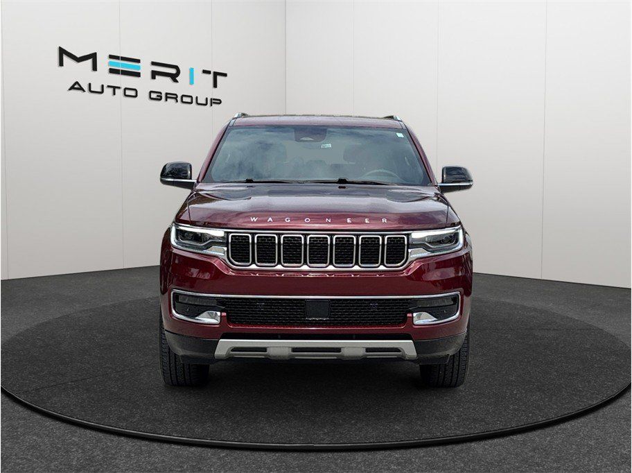 Used 2024 Jeep Wagoneer Series II w/ Flexible Seating Group RWD image 3