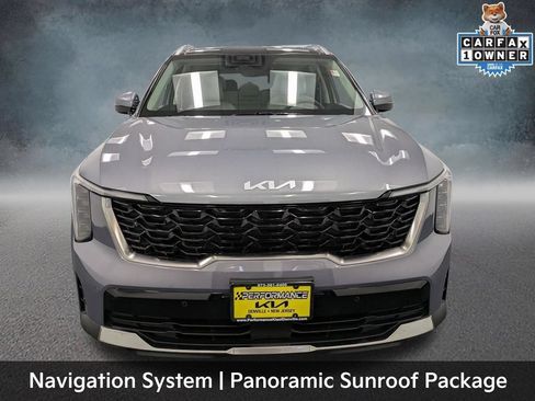 Used 2025 Kia Sorento S w/ Panoramic Sunroof Package AWD/4WD image 2
