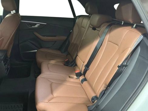 Used 2025 Audi Q8 Premium Plus w/ Premium Plus Package AWD/4WD image 17