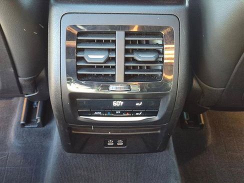 Used 2022 BMW X4 xDrive30i w/ M Sport Package 2 AWD/4WD image 19