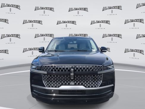New 2026 Lincoln Navigator L Premier AWD/4WD image 8