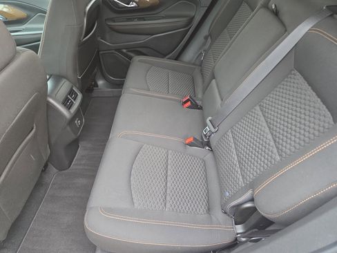 Used 2020 GMC Terrain SLE image 18