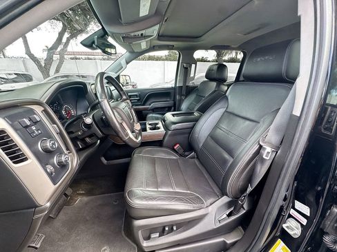 Used 2018 GMC Sierra 1500 Denali image 23