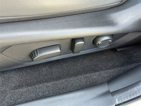 Certified 2025 Subaru Crosstrek 2.5i Limited w/ Popular Package #3A image 16