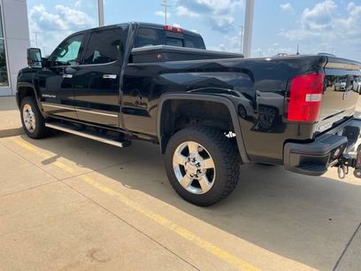 Used 2016 GMC Sierra 2500 Denali w/ Duramax Plus Package