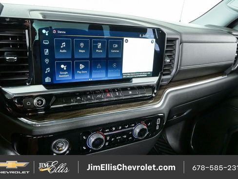 Used 2023 Chevrolet Silverado 1500 LT AWD/4WD image 11