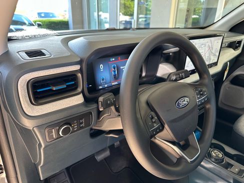 New 2026 Ford Maverick XLT FWD image 19