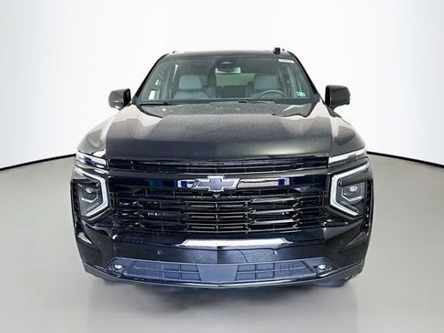New 2026 Chevrolet Suburban RST w/ RST Capability Package AWD/4WD image 4