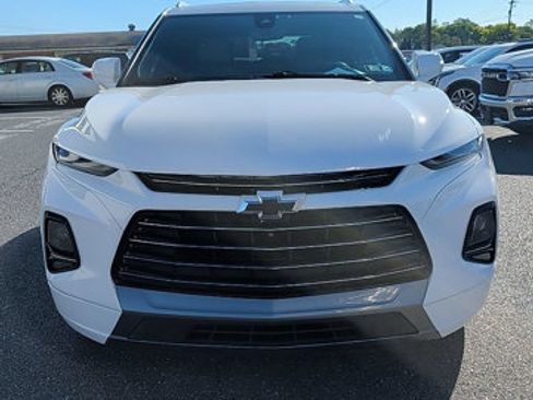 Used 2019 Chevrolet Blazer Premier w/ Sun and Wheels Package AWD/4WD image 2