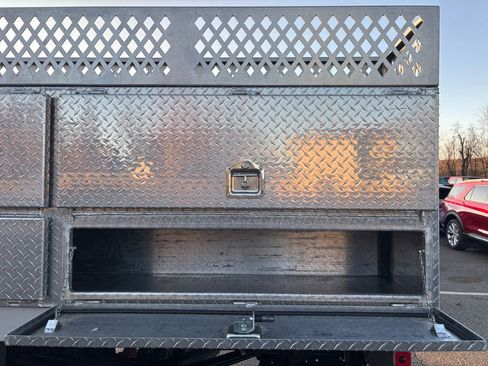 Used 2015 Ford F250 XL w/ Power Equipment Group image 11