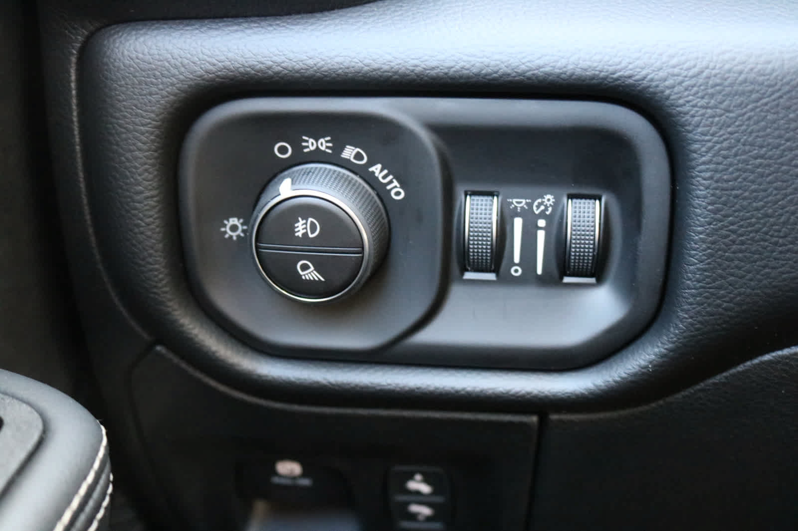 New 2026 RAM 1500 RHO AWD/4WD image 21