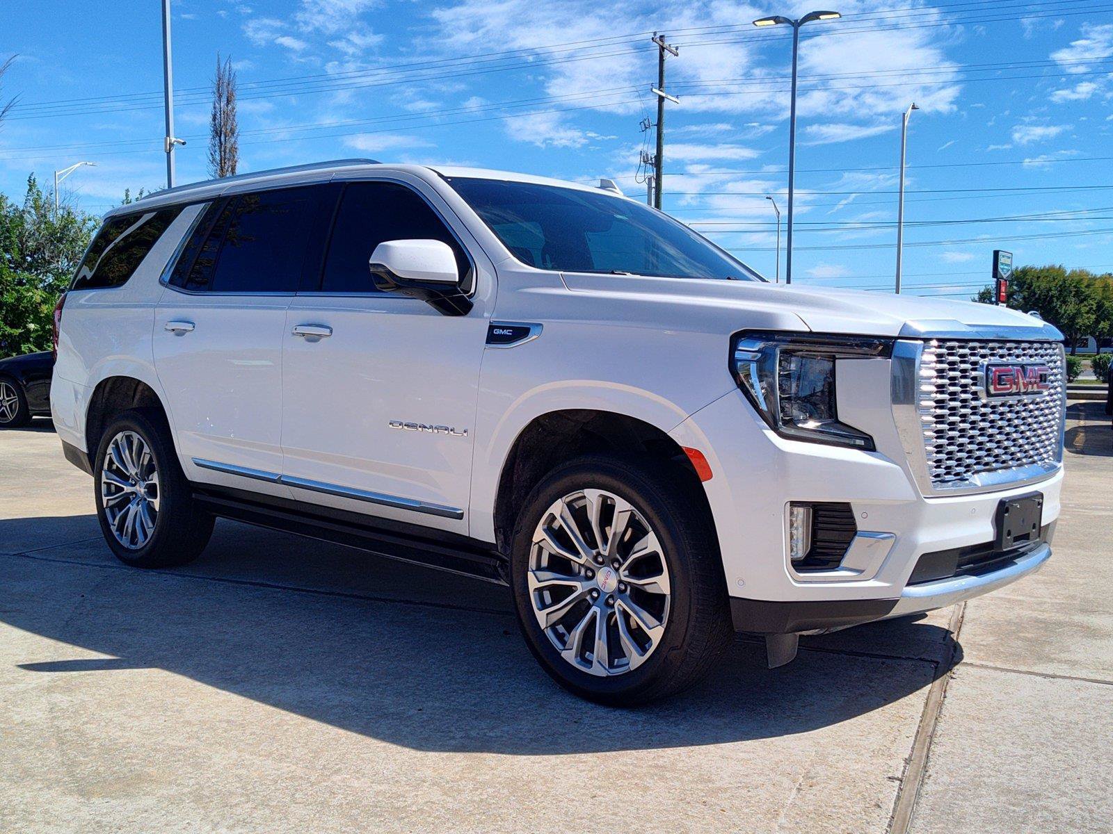 Used 2023 GMC Yukon Denali w/ Denali Reserve Package AWD/4WD image 12