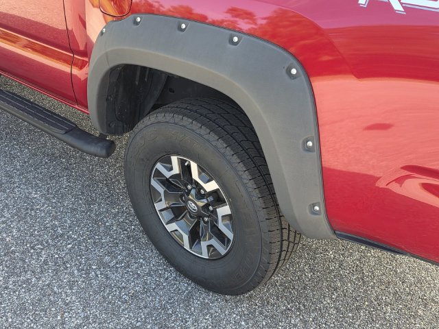 Used 2021 Toyota Tacoma TRD Off-Road w/ Technology Package RWD image 33