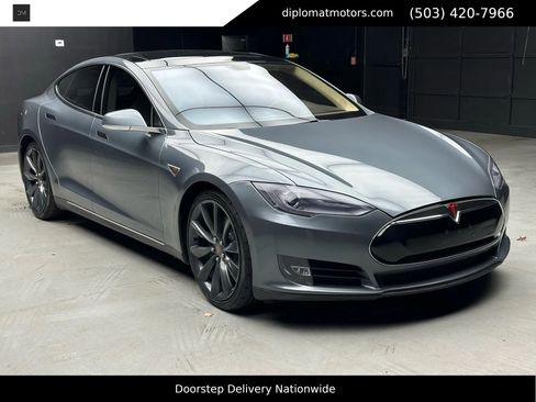 Used 2013 Tesla Model S Performance RWD image 8