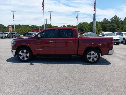Used 2021 RAM 1500 Laramie AWD/4WD image 3