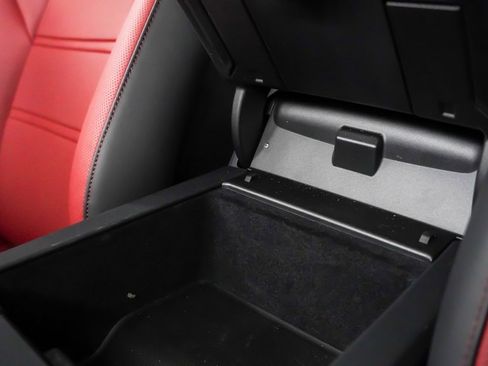 New 2025 Porsche Cayenne S image 34