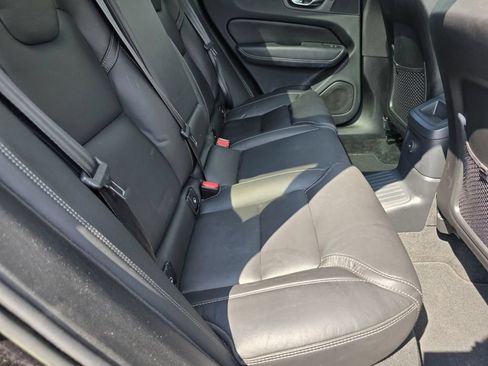 Used 2023 Volvo XC60 T8 Ultimate AWD/4WD image 21