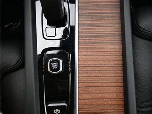 Used 2024 Volvo S60 B5 Ultimate image 10