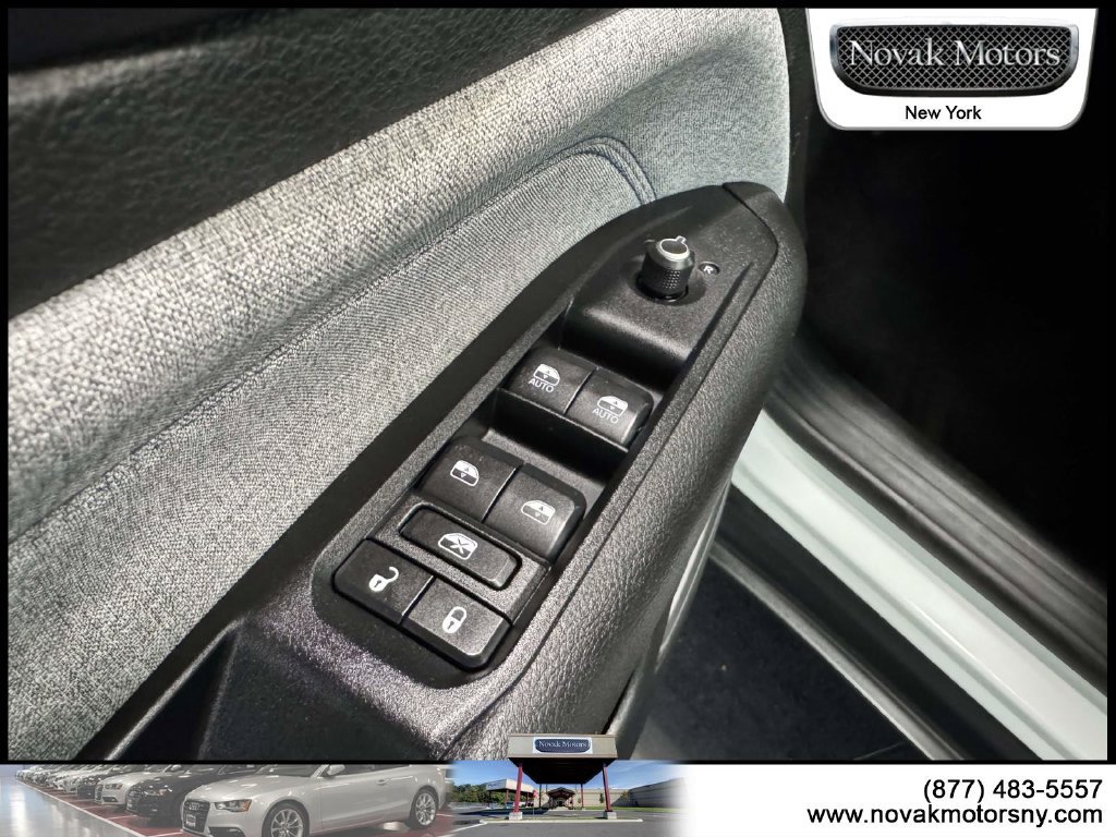 Used 2022 Jeep Compass Latitude AWD/4WD image 20