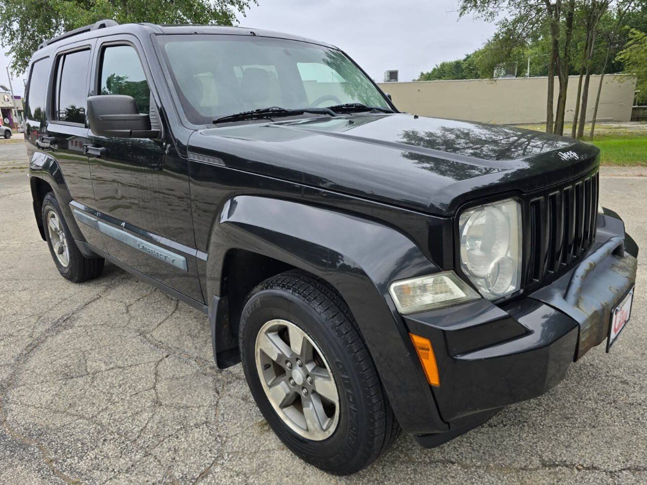 Used 2008 Jeep Liberty Sport w/ Mopar Activities Pkg AWD/4WD image 3