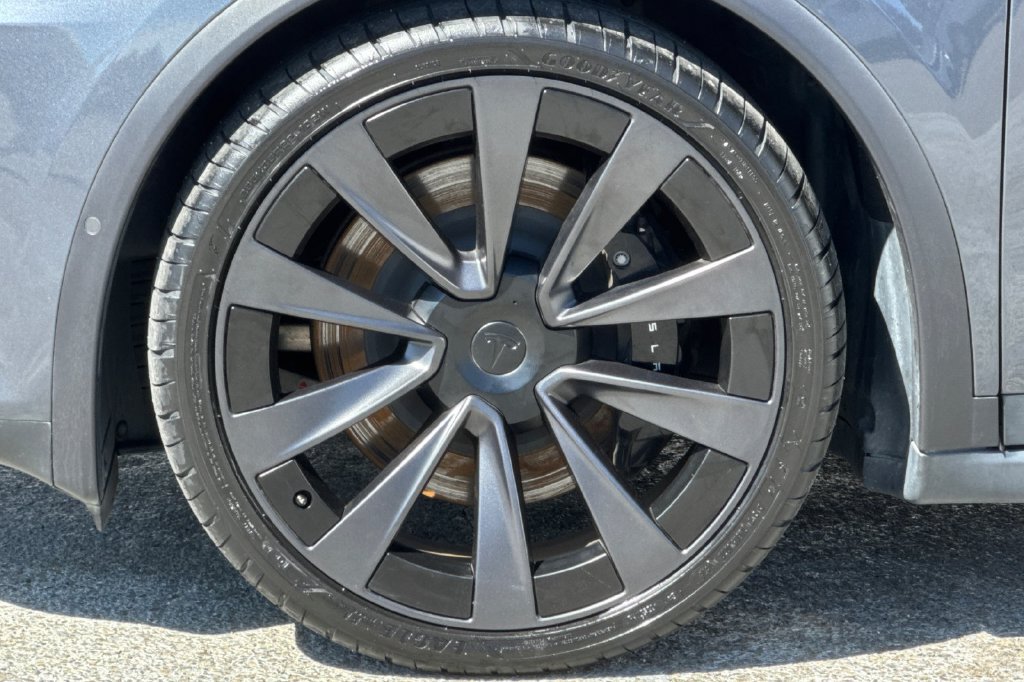 Used 2022 Tesla Model X AWD/4WD image 25