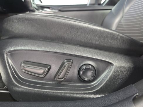 Used 2023 Toyota Camry SE image 38