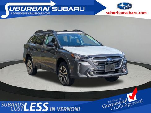 Certified 2025 Subaru Outback Premium AWD/4WD image 1
