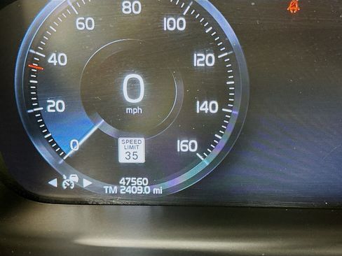 Used 2018 Volvo S90 T6 Inscription w/ Convenience Package AWD/4WD image 19