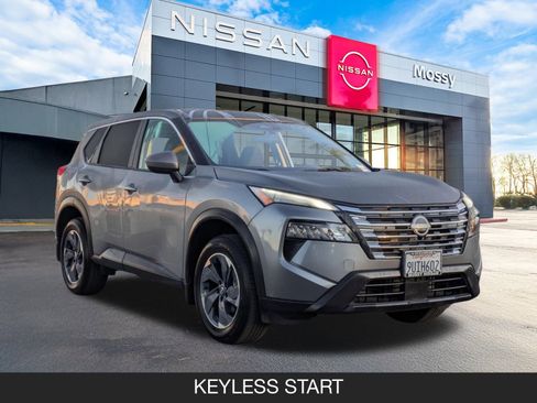 Certified 2025 Nissan Rogue SV image 2