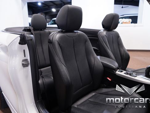 Used 2018 BMW M240i xDrive Convertible w/ Premium Package image 34