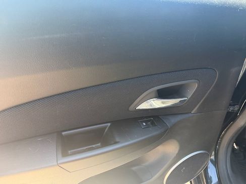 Used 2011 Chevrolet Cruze LTZ FWD image 31
