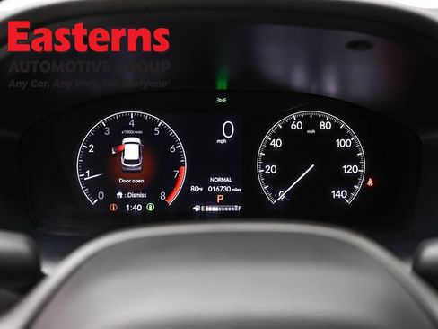 Used 2023 Honda HR-V LX image 17