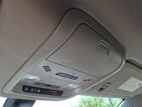 Used 2020 Buick Enclave Essence w/ LPO, Floor Liner Package FWD image 21