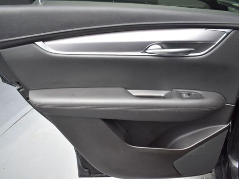 Used 2023 Cadillac XT5 Luxury image 24