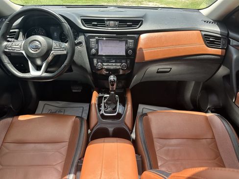 Used 2019 Nissan Rogue SL w/ Premium Package FWD image 8