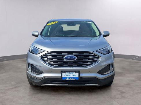Used 2024 Ford Edge Titanium image 2
