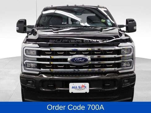 Used 2025 Ford F250 King Ranch w/ FX4 Off-Road Package image 3
