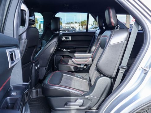 Used 2022 Ford Explorer ST-Line image 10