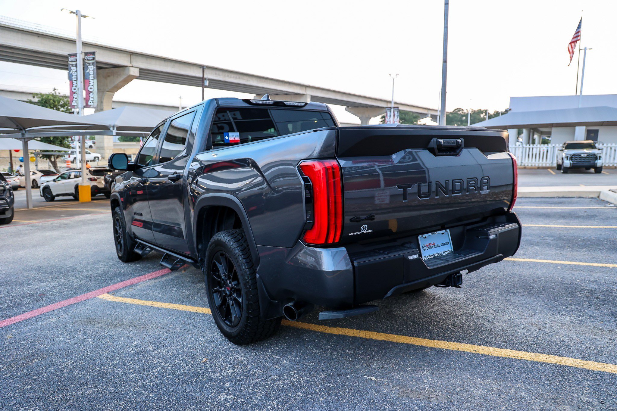 Used 2024 Toyota Tundra SR5 AWD/4WD image 9