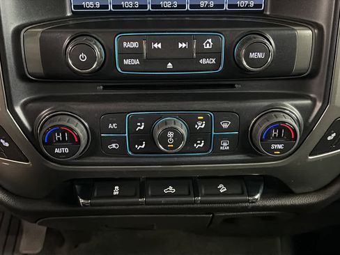 Used 2018 Chevrolet Silverado 1500 LT w/ All Star Edition image 18