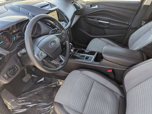 Used 2017 Ford Escape Titanium image 19