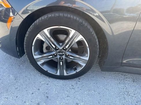 Used 2024 Kia K5 EX w/ EX Premium Package image 10