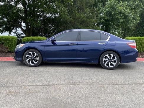 Used 2016 Honda Accord EX-L image 9